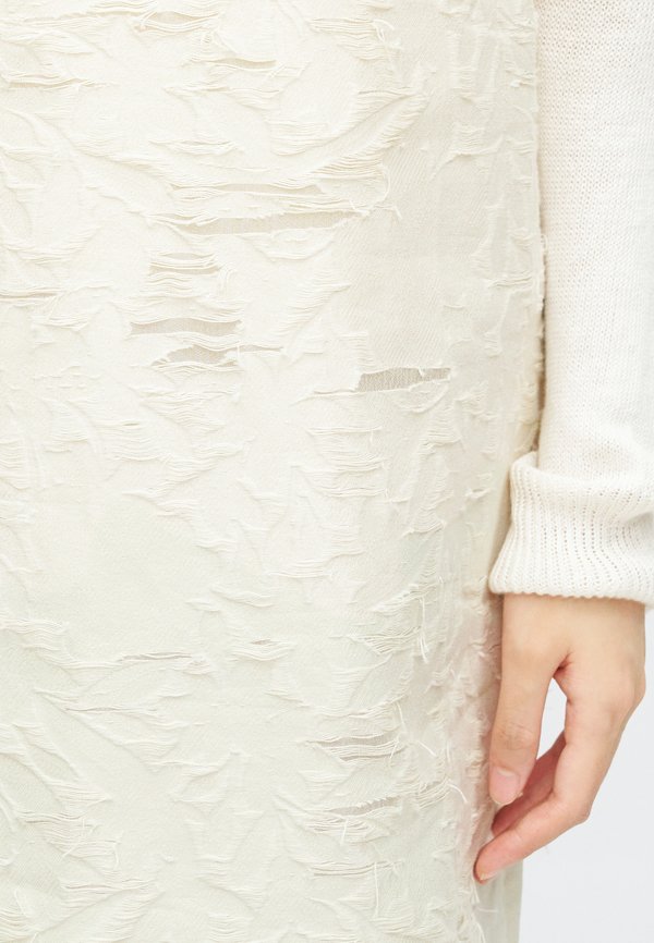 DAY Birger et Mikkelsen DURANT REFINED STRUCTURE
