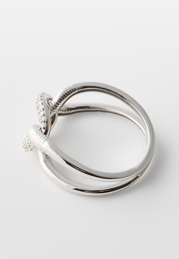 Diamant Exquis 0.27 CT DIAMONDS