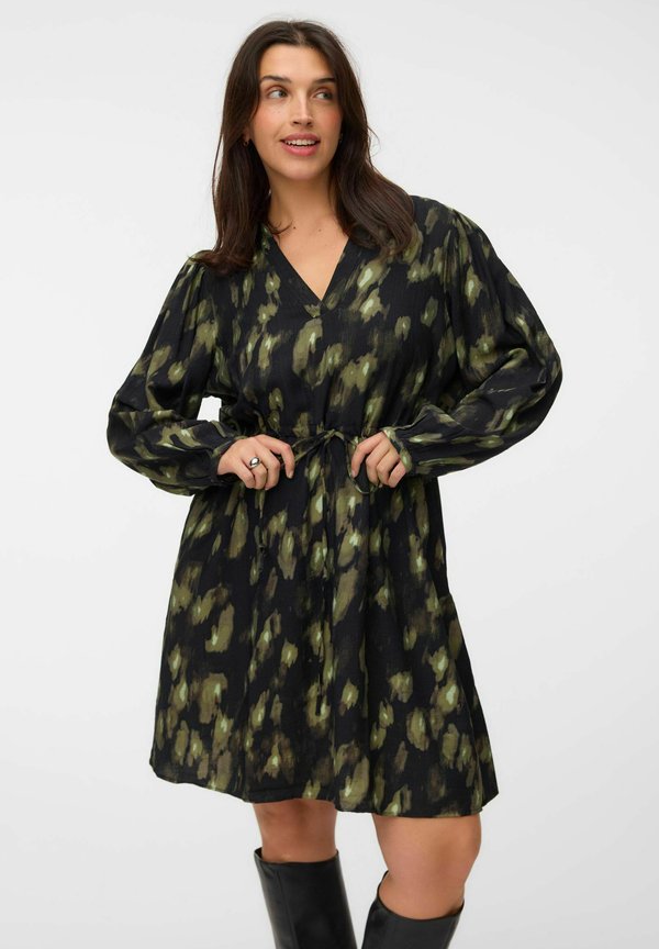 Vero Moda Curve DRESS VMCLANINI SHORT DRESS - Day dress - black