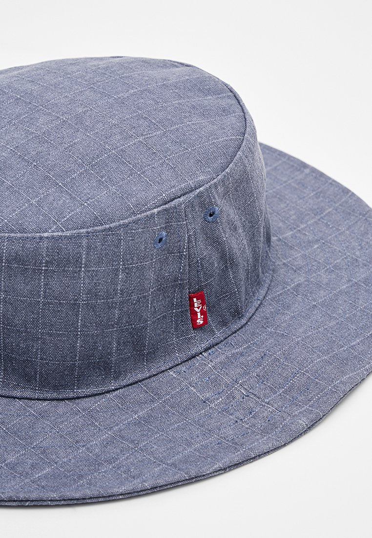 Levi's®