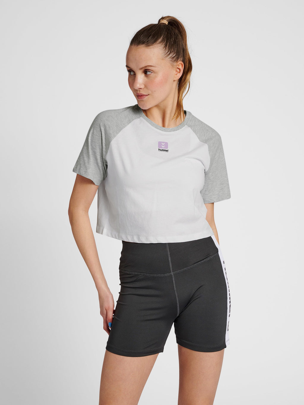 Hummel  HMLLGC NAYA CROPPED
