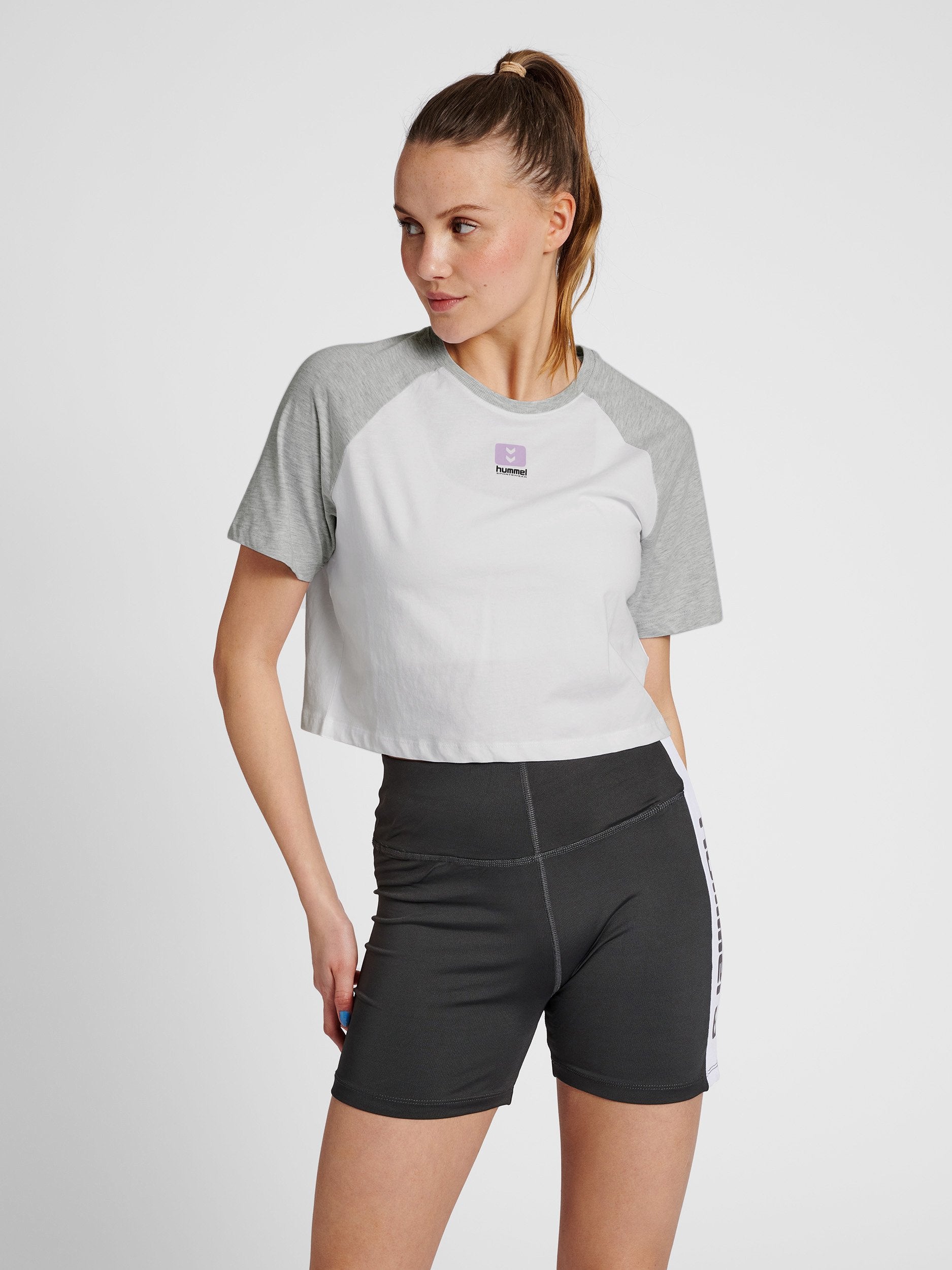 Hummel  HMLLGC NAYA CROPPED