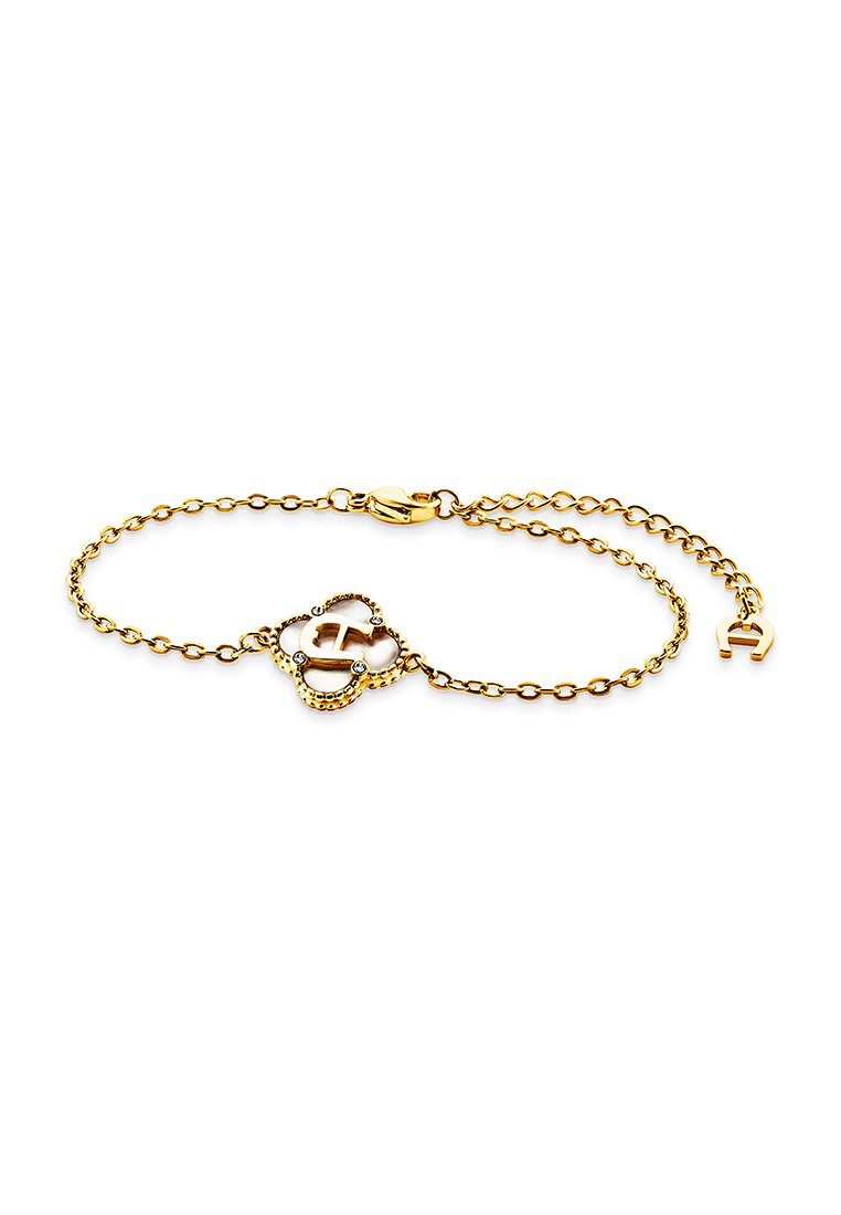 Goldene Armbanduhr mit Kettendesign, mit einem vierblättrigen Kleeblatt als Mittelpunkt, das mit einer Perle und zwei kleinen Steinen verziert ist, mit einem Schlossverschluss.