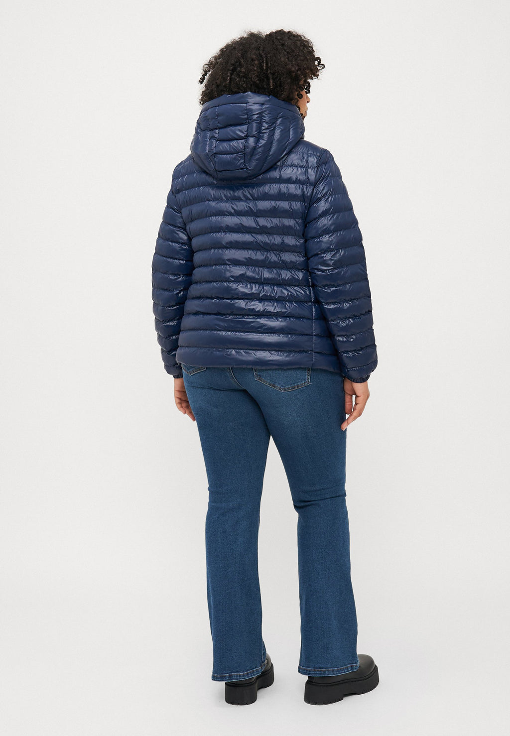 SLIM JACKET Media 4