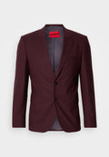 Bordeauxroter Blazer mit schmaler Passform, gekerbten Revers, zwei Knöpfen und einer einzelnen Brusttasche. Grau gefüttert, mit schwarzen Knopfakzenten ausgestattet.
