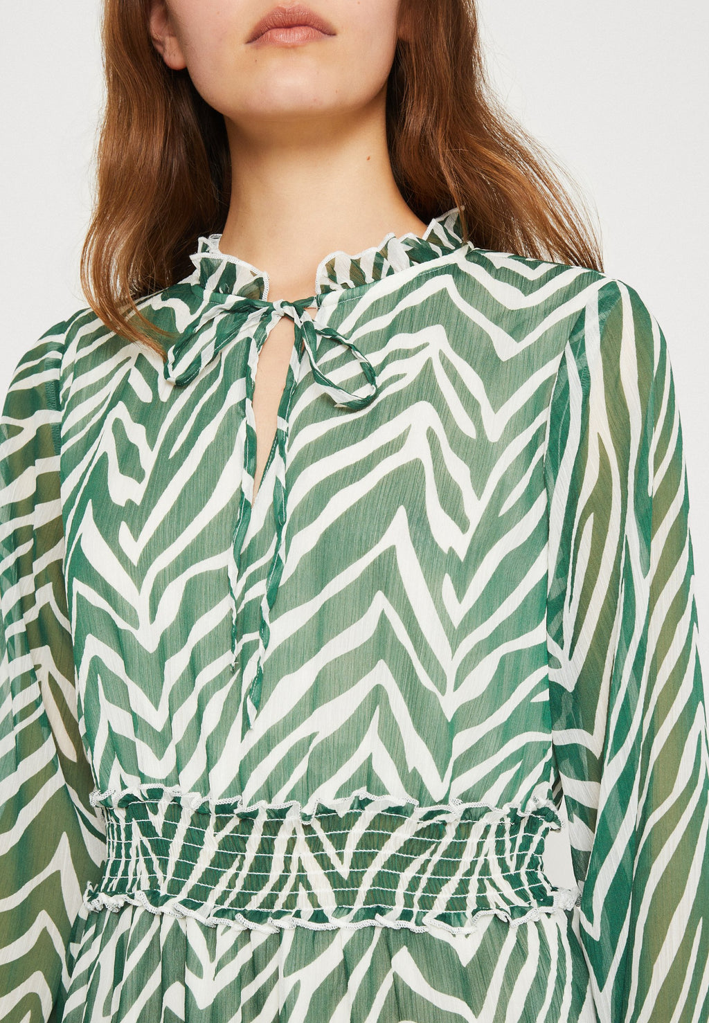 ONLDAISY SHORT SMOCK DETAIL DRESS Media 6