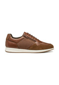 Braune Leder- und Wildleder-Low-Top-Sneaker mit Schnürung, seitlichem Reißverschluss und weißer Gummisohle.