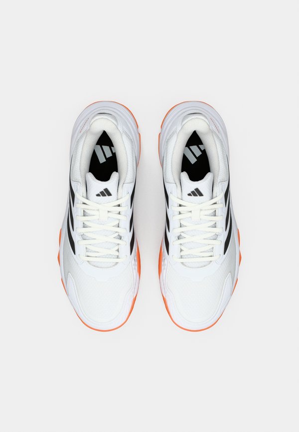 adidas Performance COURTJAM CONTROL 3