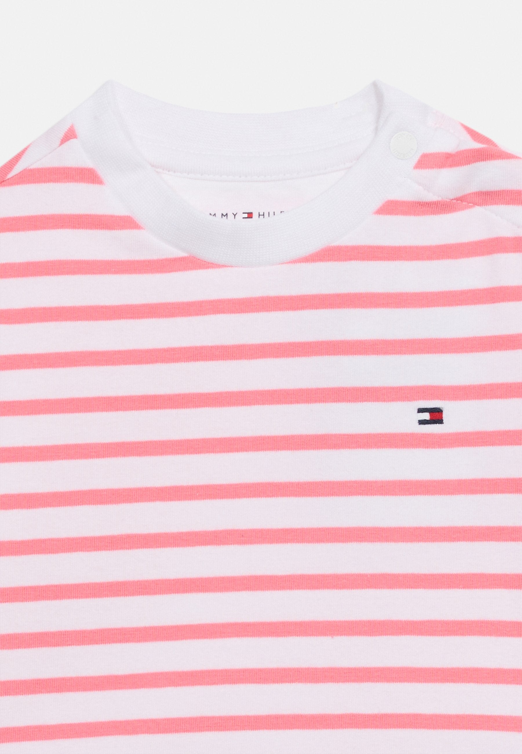 ESSENTIAL STRIPE T-SHIRT AND SHORTS SET Media 6