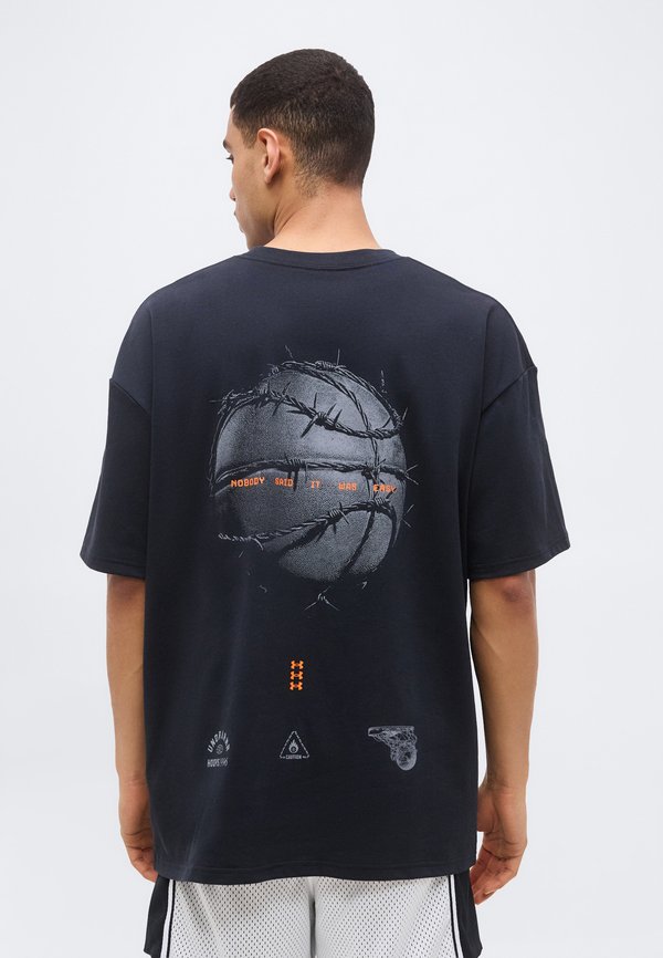Under Armour HOOPS PHOTOREAL - Print T-shirt - black/team orange