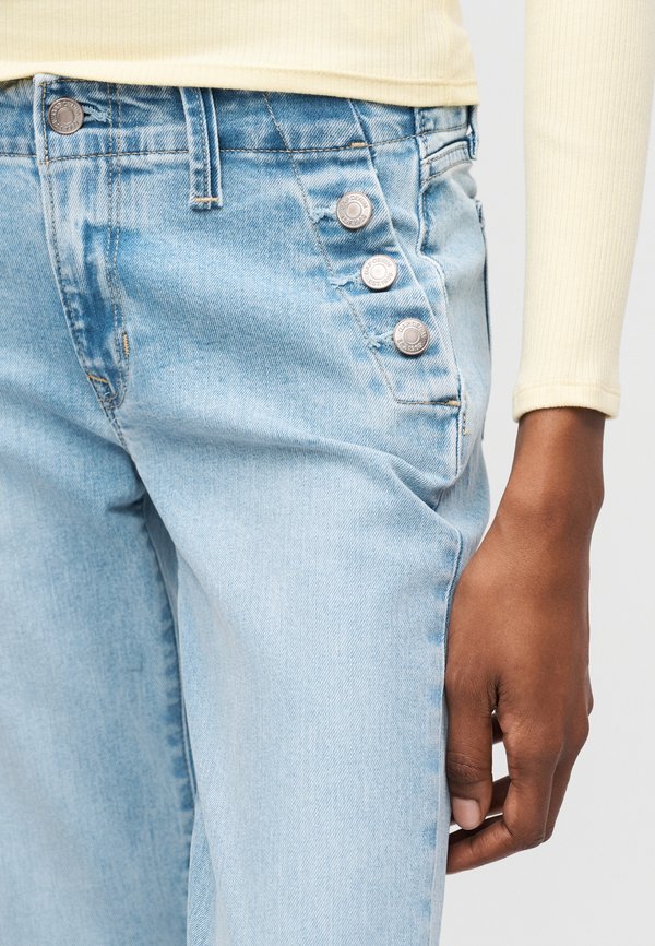 Gap Tall LONG AND LEAN MELBA