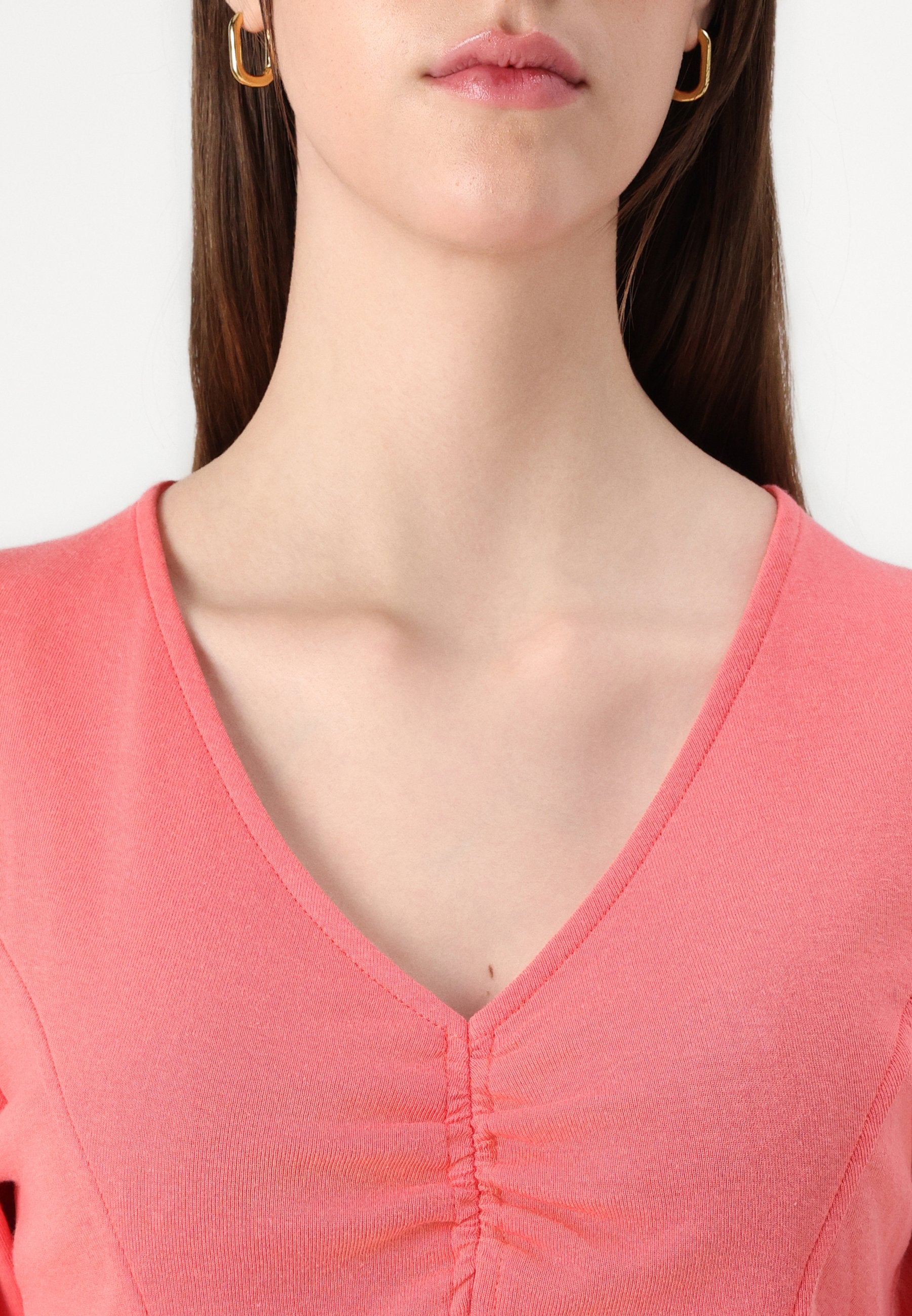 GAP V ELBOW NECK PUFF TEE