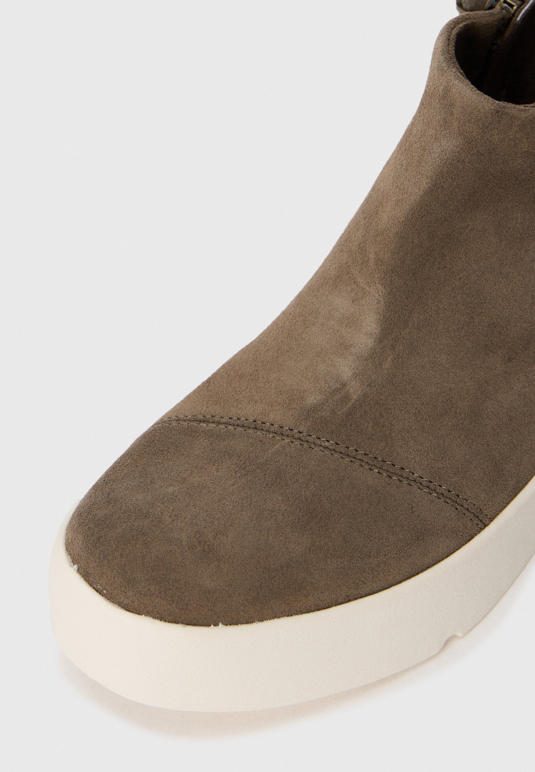 TOMS VERONA