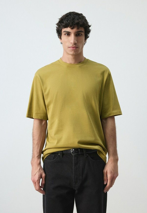 Mango Basic T-shirt - olive