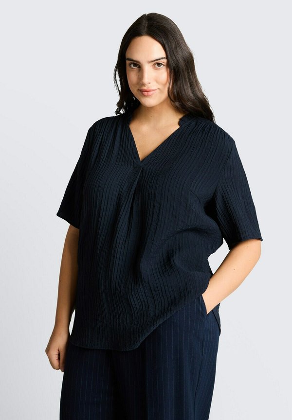 TOM TAILOR TOM TAILOR BLUSEN & SHIRTS PLUS SIZE - CRINKLE BLUSE MIT V-AUSSCHNITT - Blouse - sky captain blue
