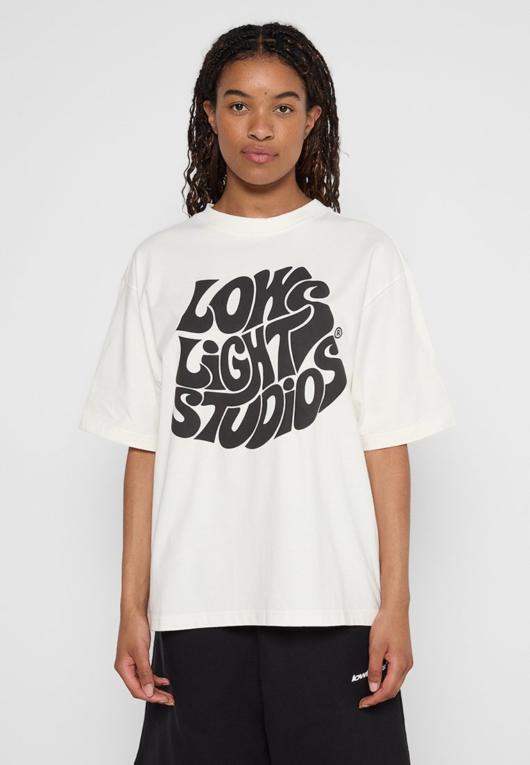 LOW LIGHTS STUDIOS®