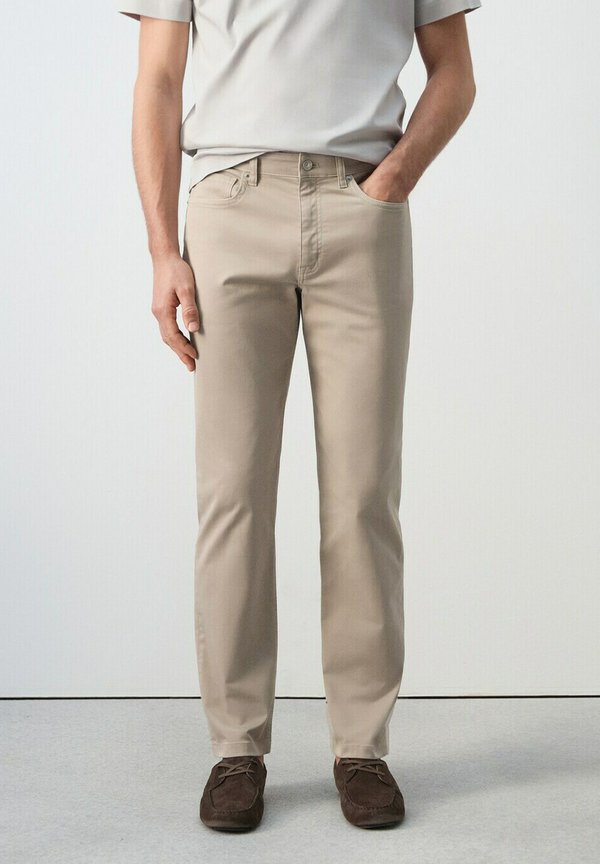 Mango ADULT - Jeans Tapered Fit - beige