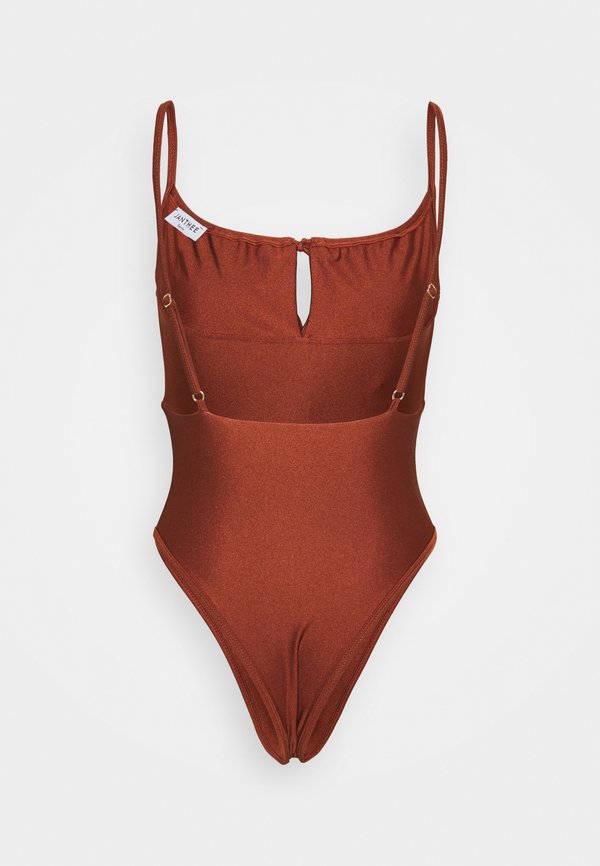 JANTHEE SUIT