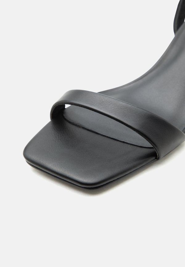 Zign LEATHER