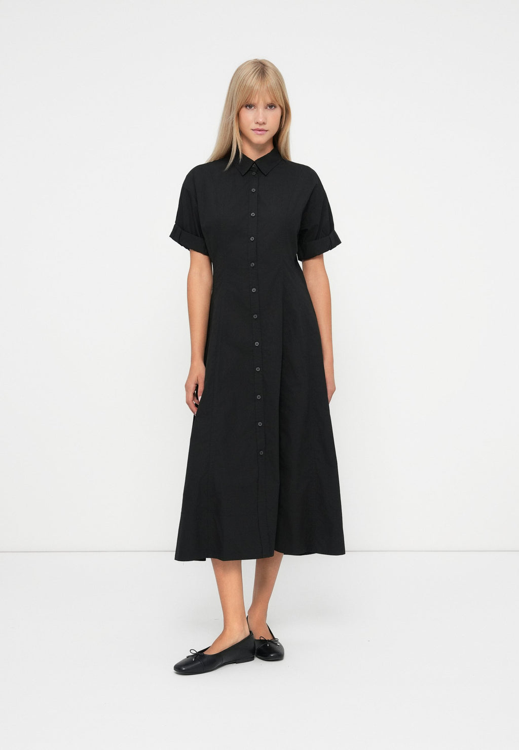 GAP ROLLED CUFF COLLARED