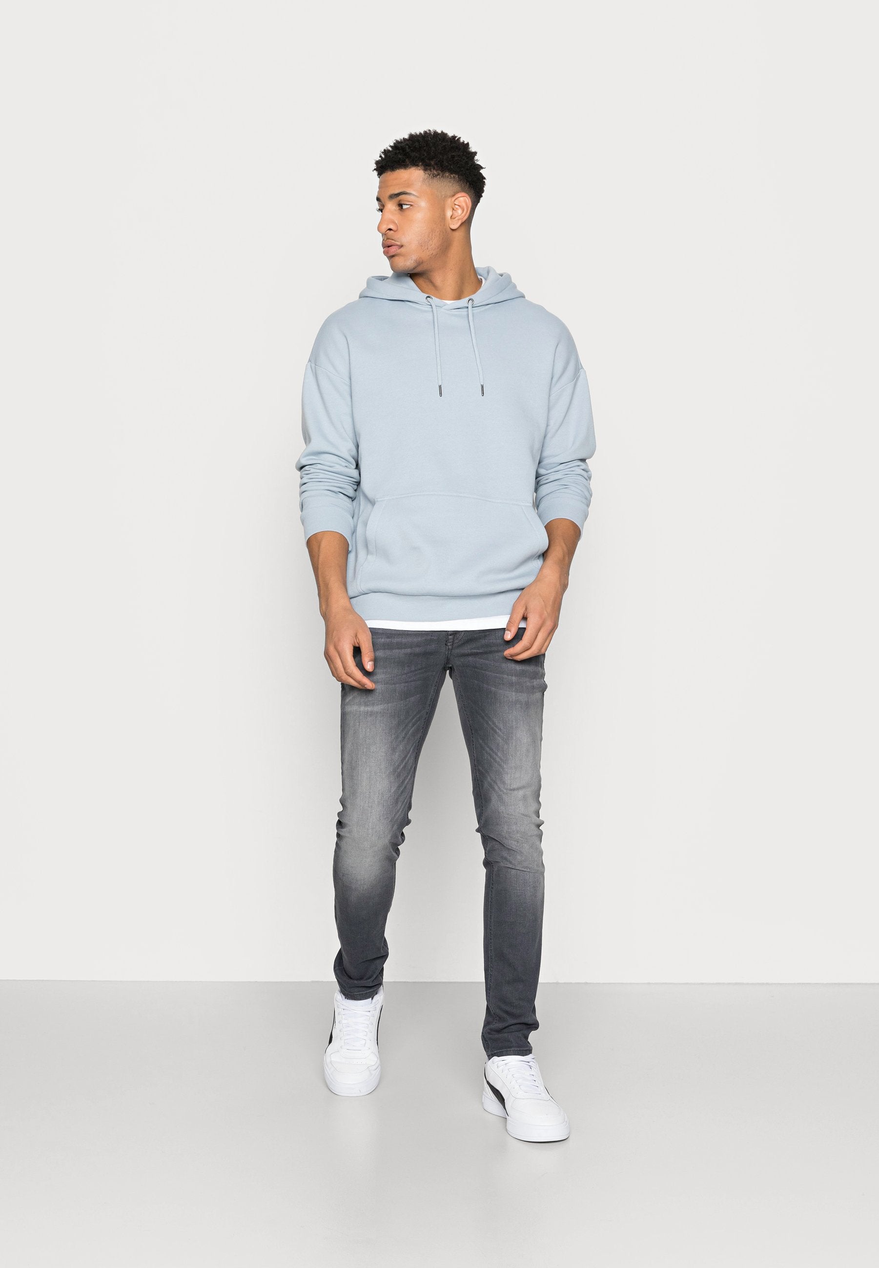 YOURTURN UNISEX RELAXED FIT HOODIE