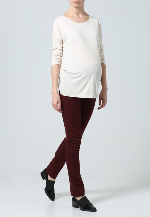 Esprit Maternity