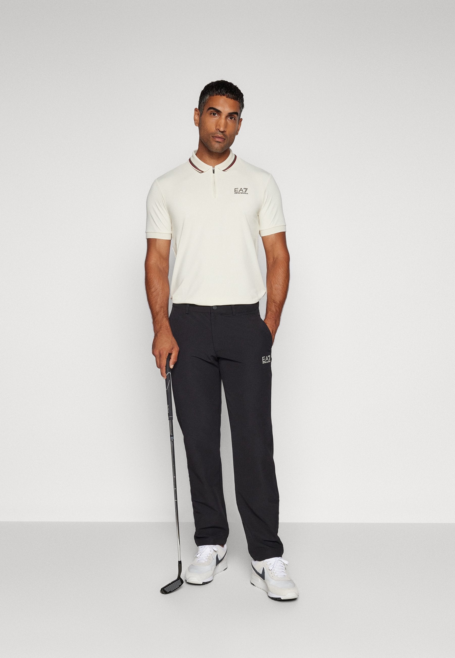 GOLF PRO PANTS Media 2