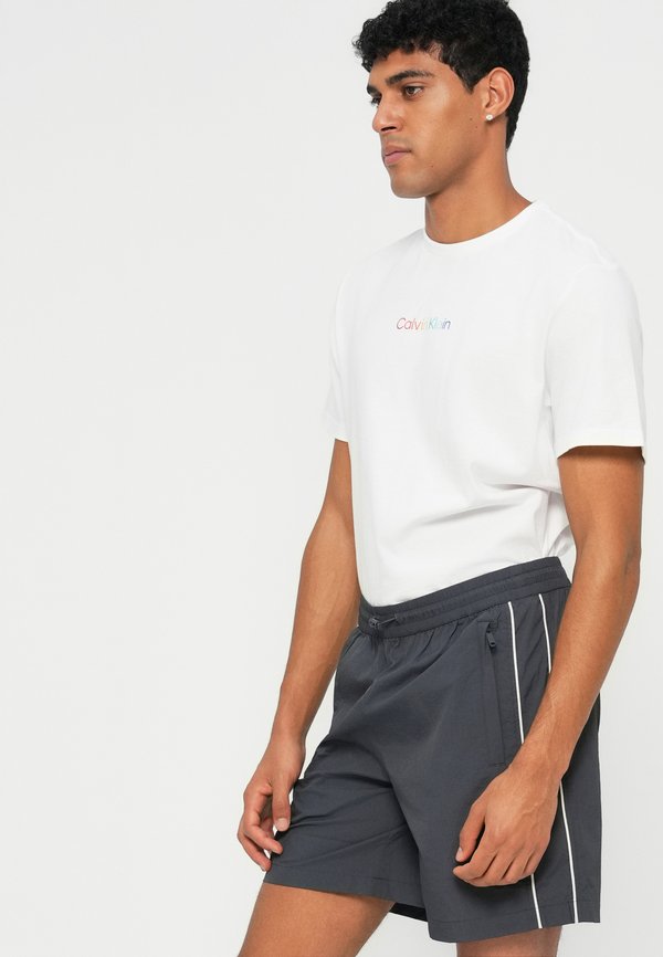 Calvin Klein Jeans