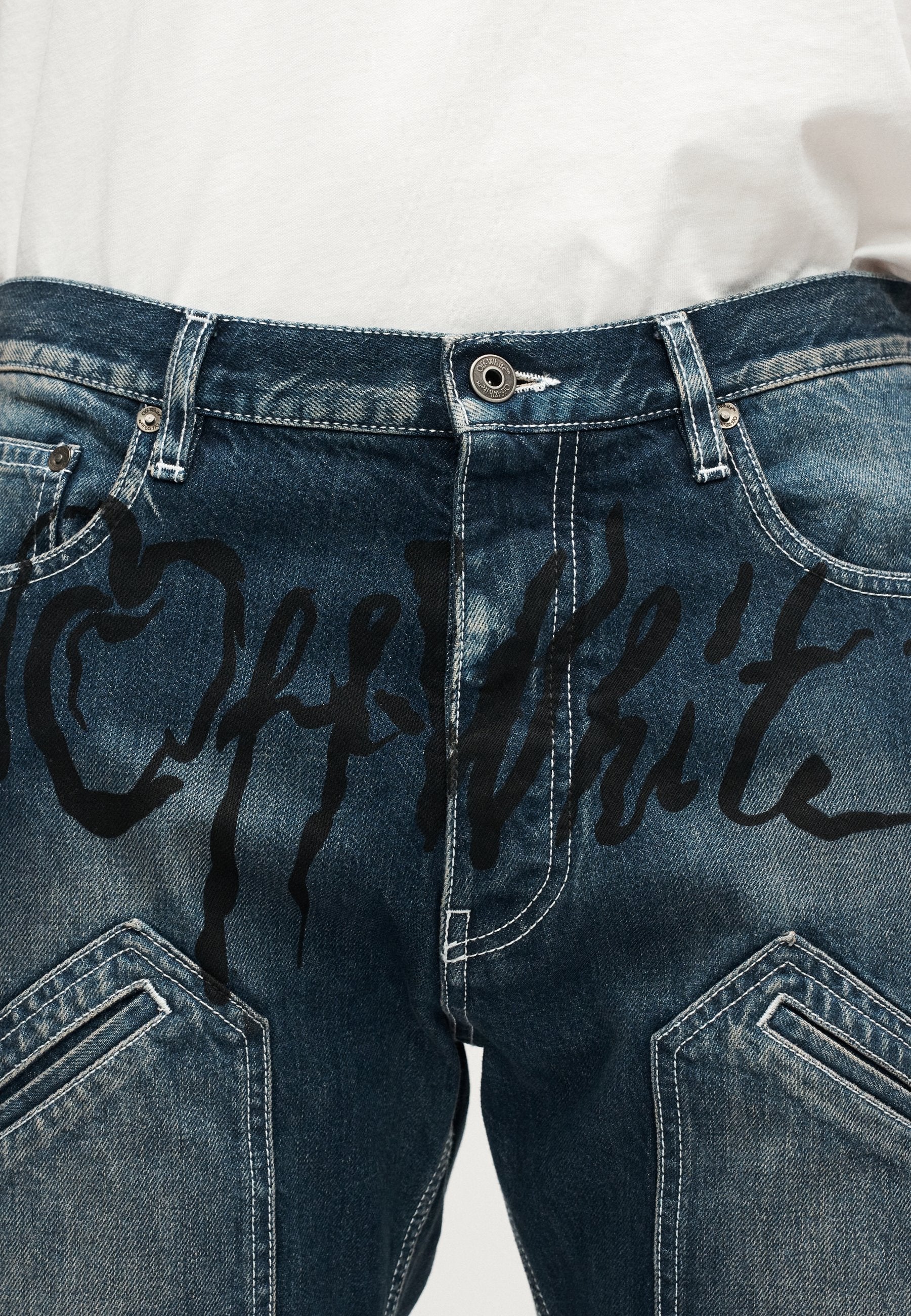 OFF-WHITE