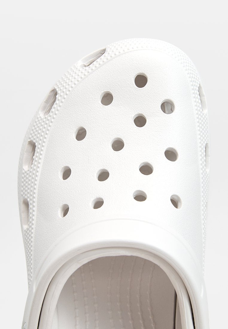 Koi Footwear