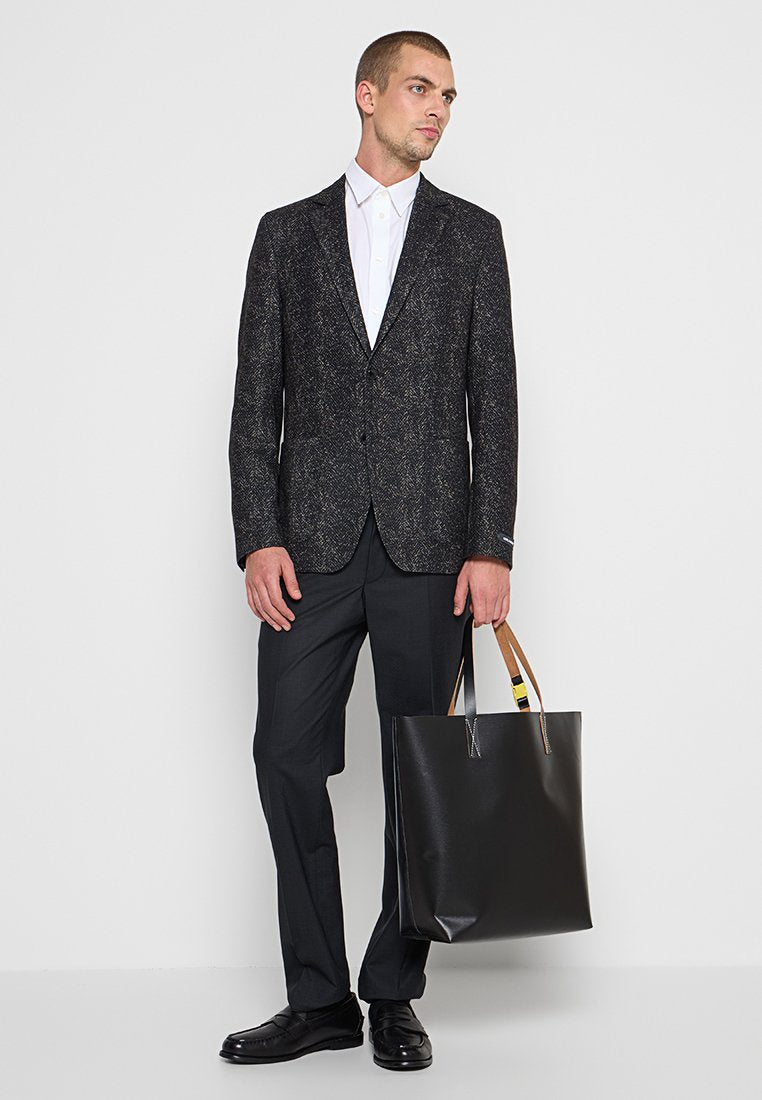 KARL LAGERFELD