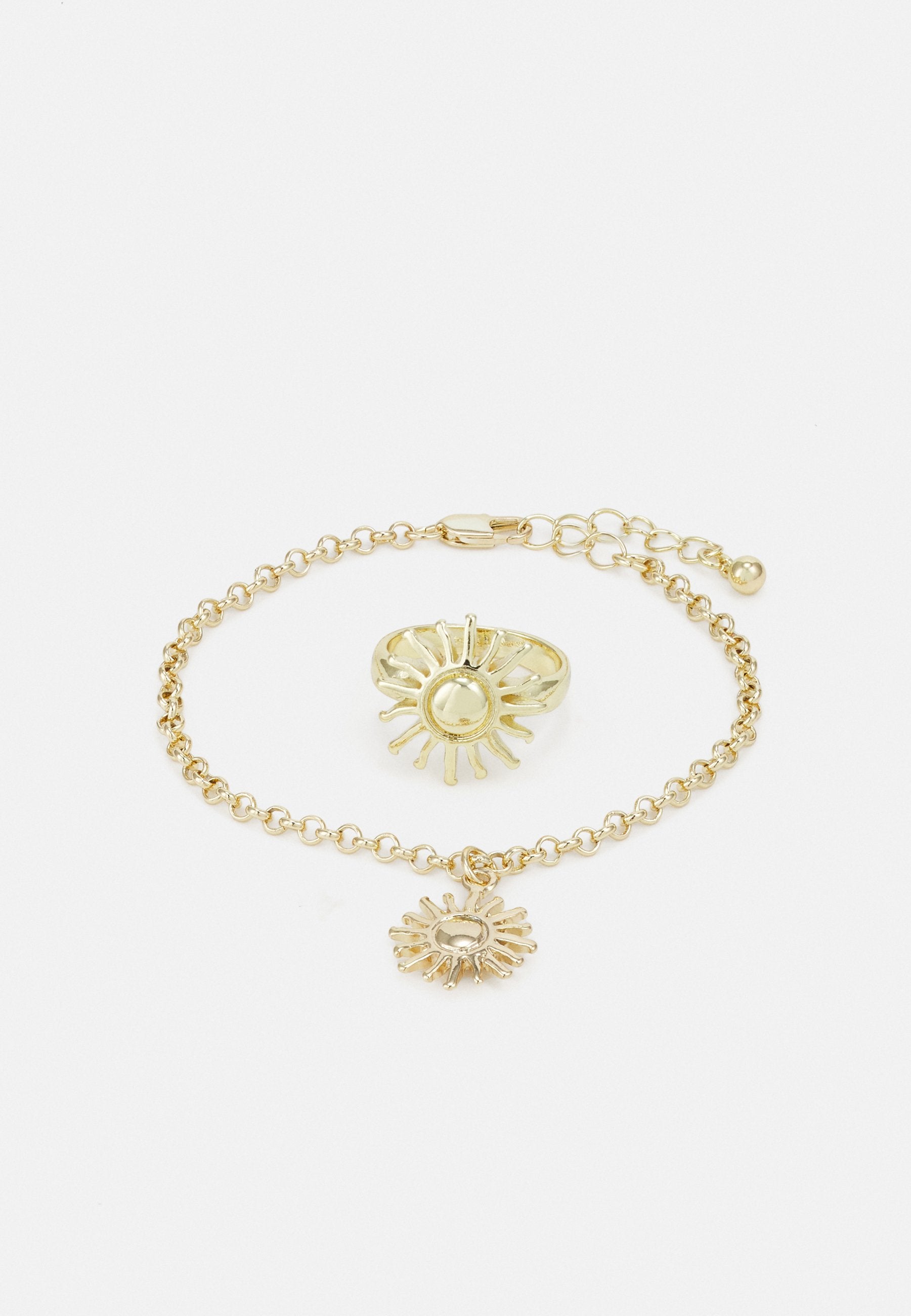 Pieces PCFILIPPA BRACELET SET