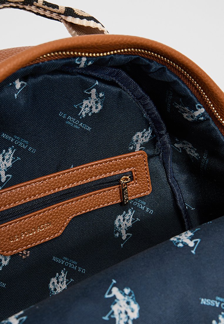 U.S. Polo Assn.