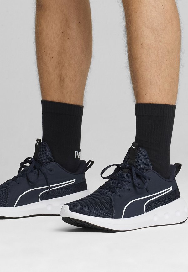 Puma SOFTRIDE CARSON UNISEX - Trainers - club navy puma white puma black