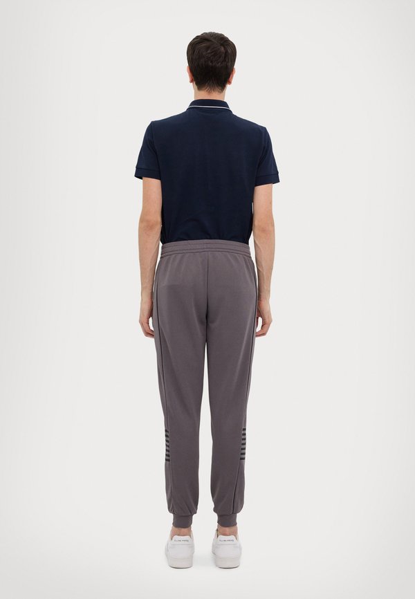 EA7 Emporio Armani PANTALONI