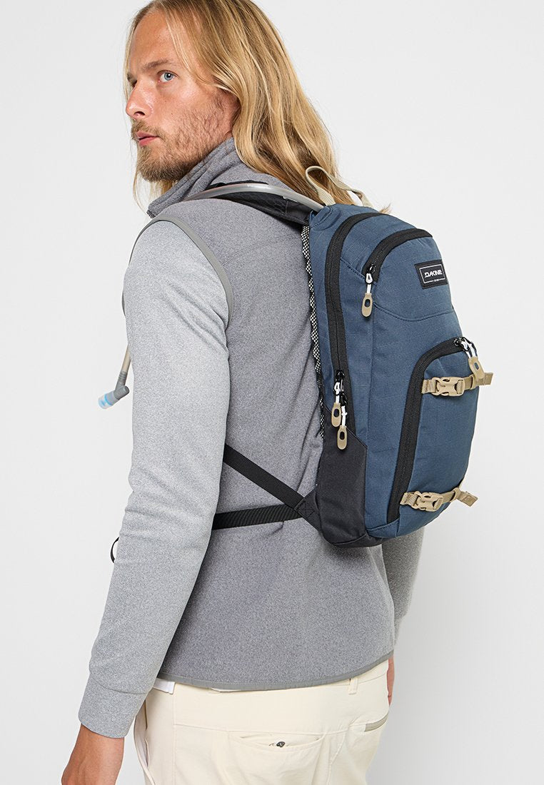 Dakine SESSION