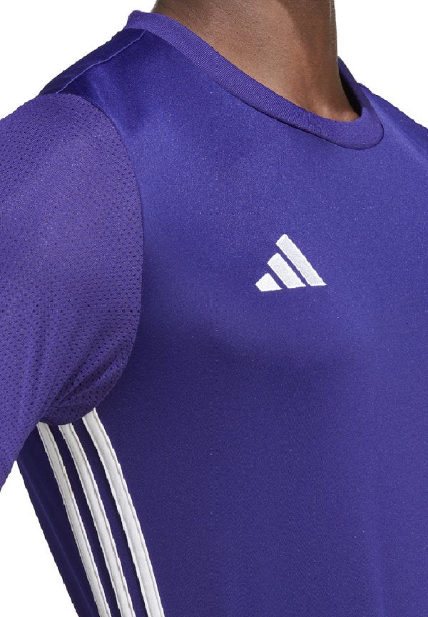 adidas Performance FUSSBALL TEAM TABELA 23 - Sports T-shirt - lilaweiss