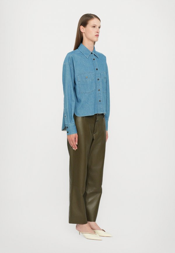 CLOSED CROPPED FRONT OVERSIZED