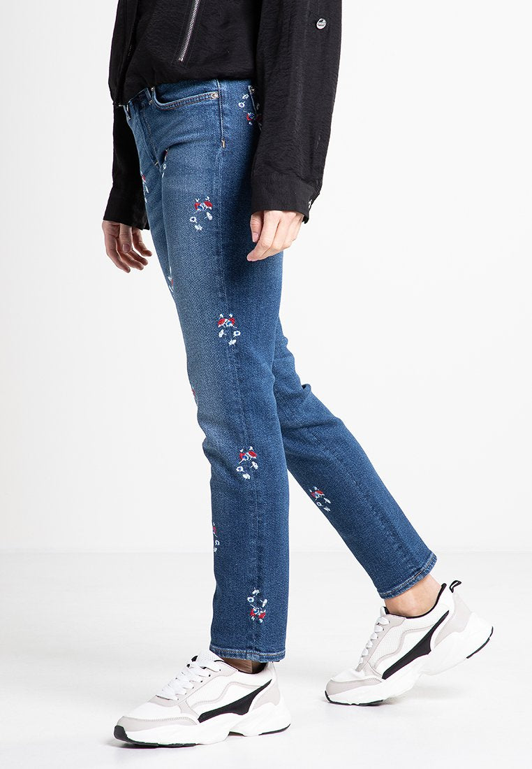 7 for all mankind