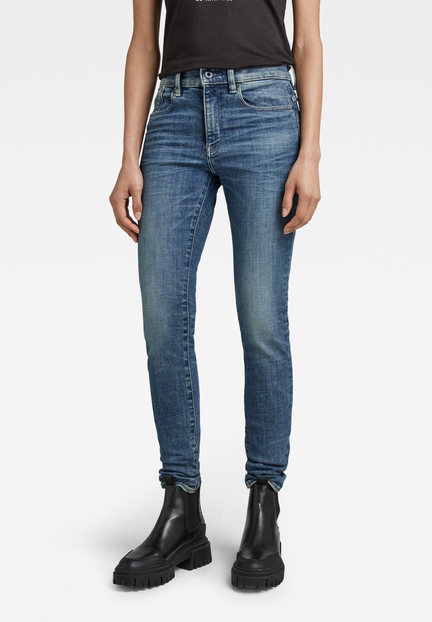 LHANA SKINNY Media 2