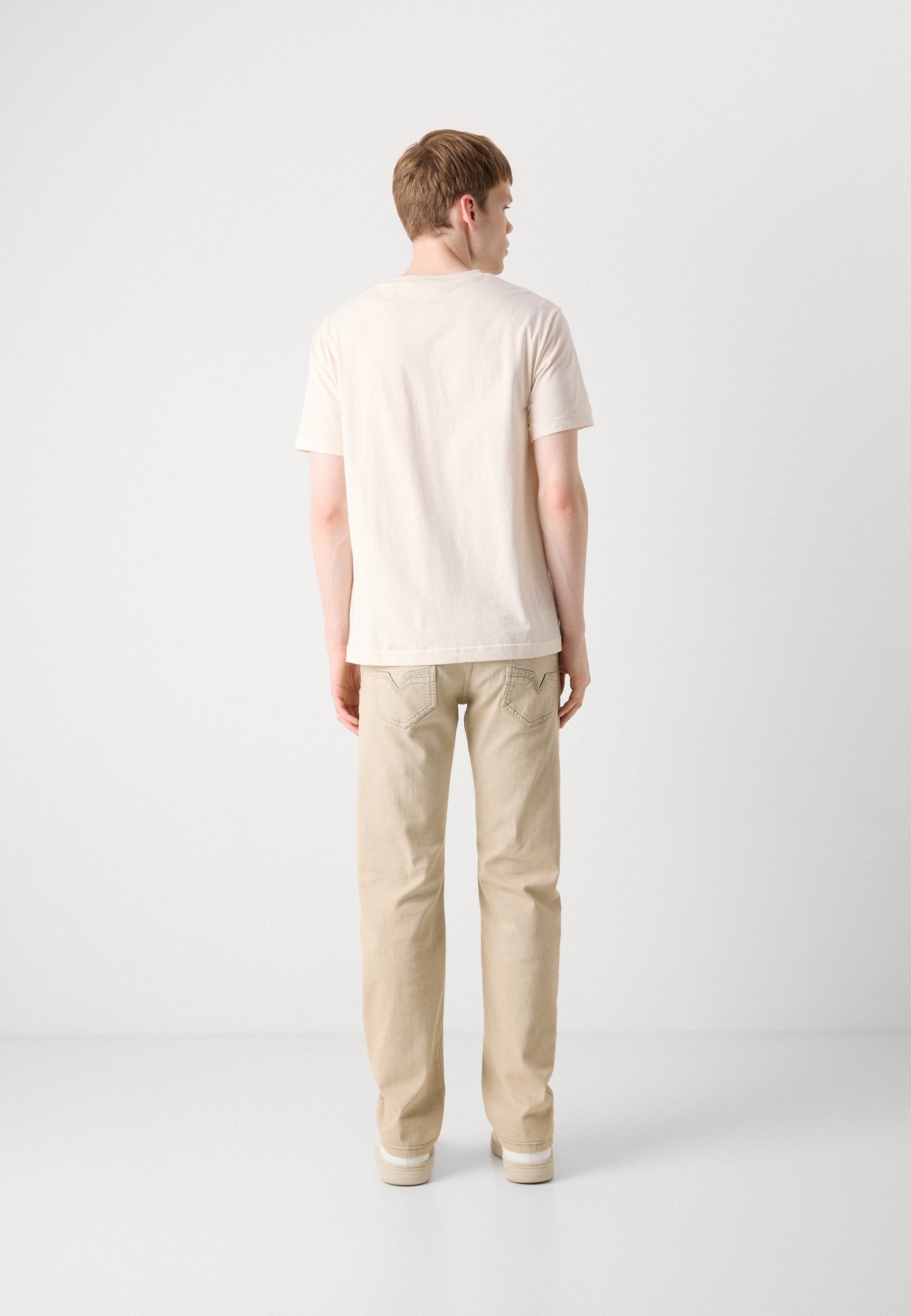 GANT GRAPHIC