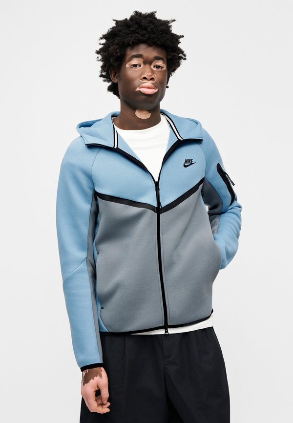 Nike Sportswear