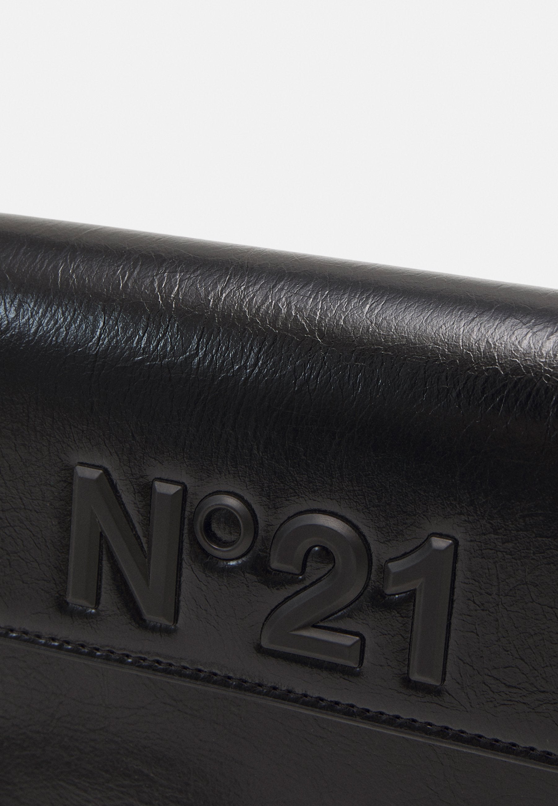 N°21
