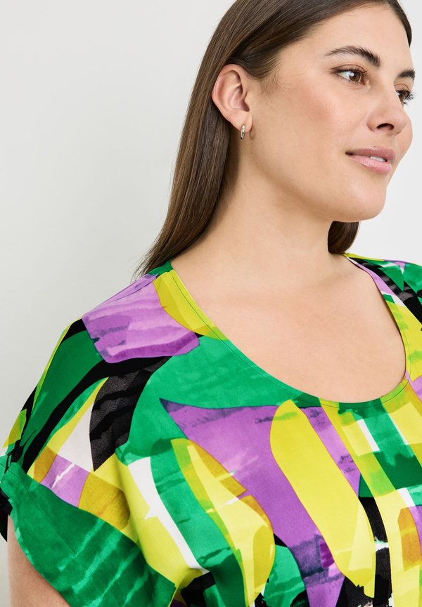 Samoon KURZARM MIT FARBENFROHEM PRINT