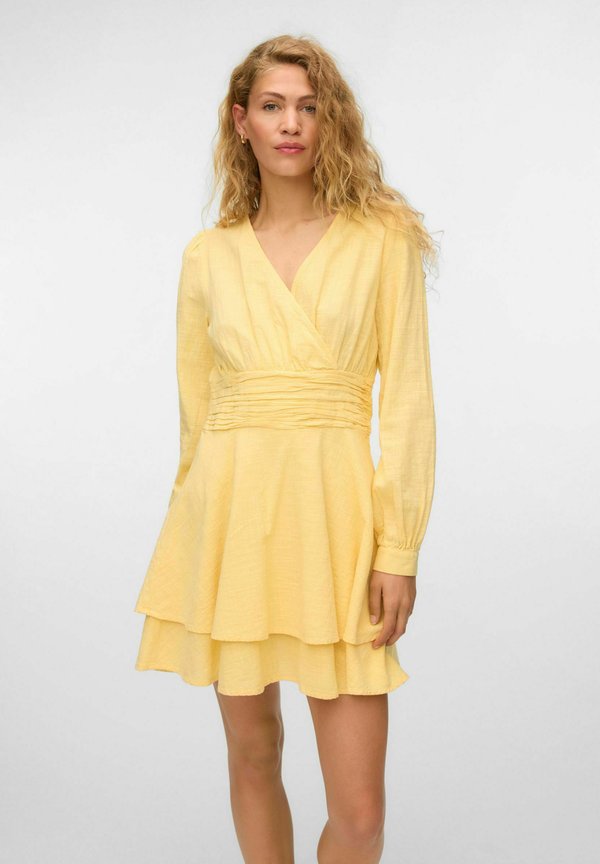 Vero Moda VMMIE POLLY LAYERED DRESS - Day dress - golden haze