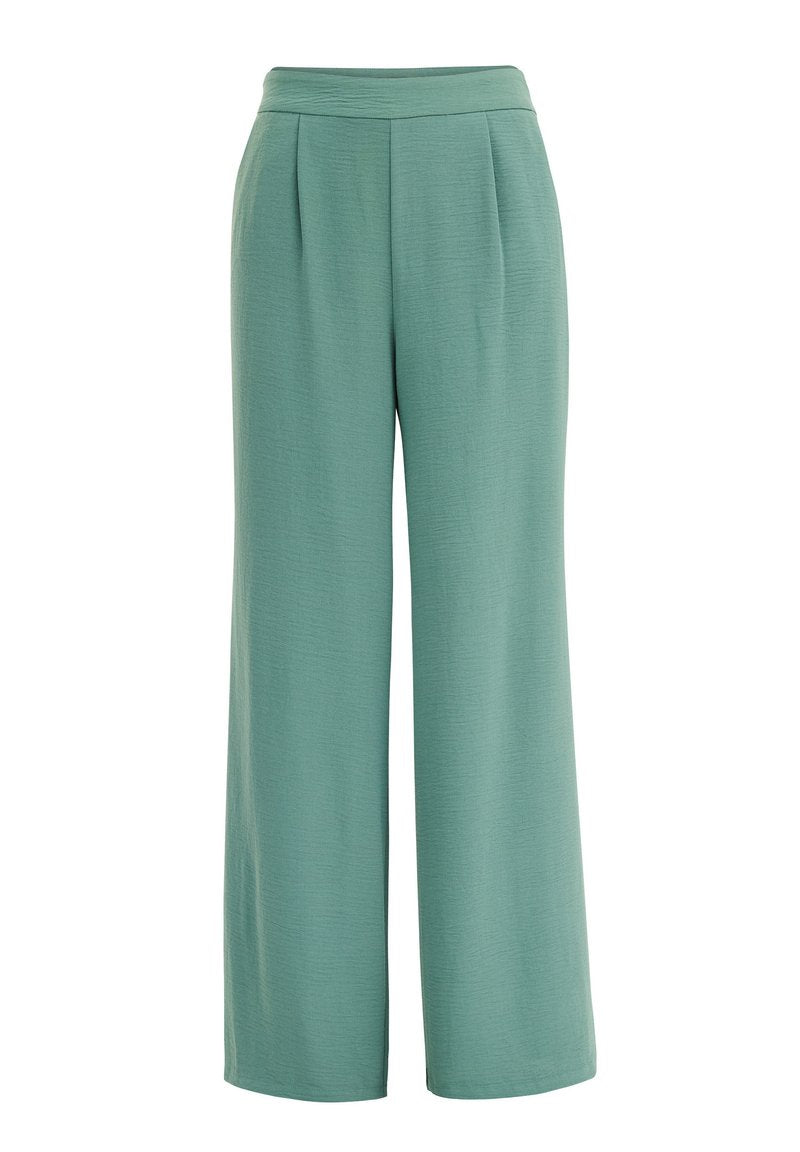 Weite Hose aus einem weichen Teal-Stoff mit texturiertem Finish. Verfügt über einen flachen Bund und Falten an der Vorderseite für zusätzliche Details.