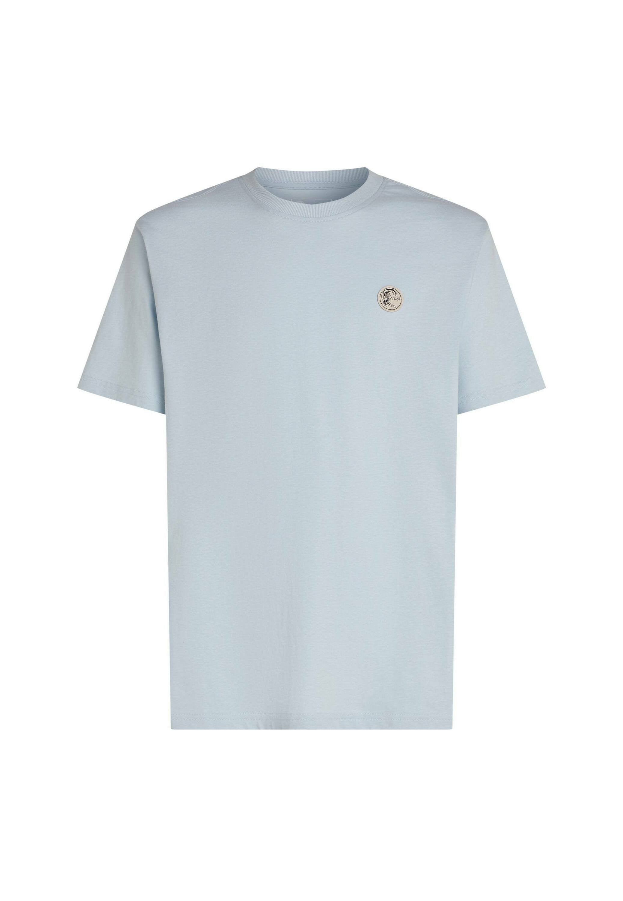 Hellblaues Baumwoll-T-Shirt mit kurzen Ärmeln, Rundhalsausschnitt und einem runden Logopatch auf der linken Brust. Glatte Textur, Standardpassform.