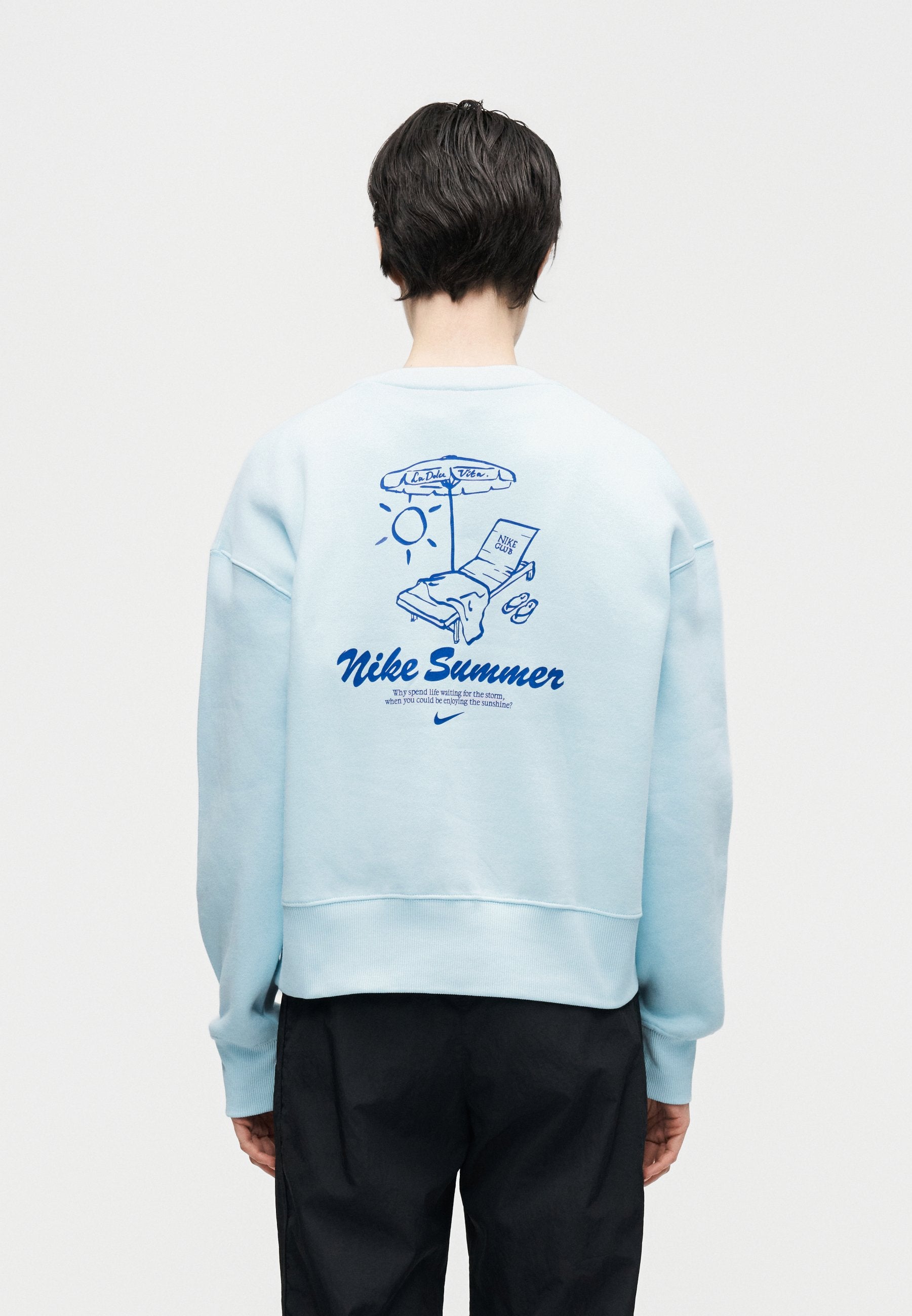 Nike Sportswear CREW