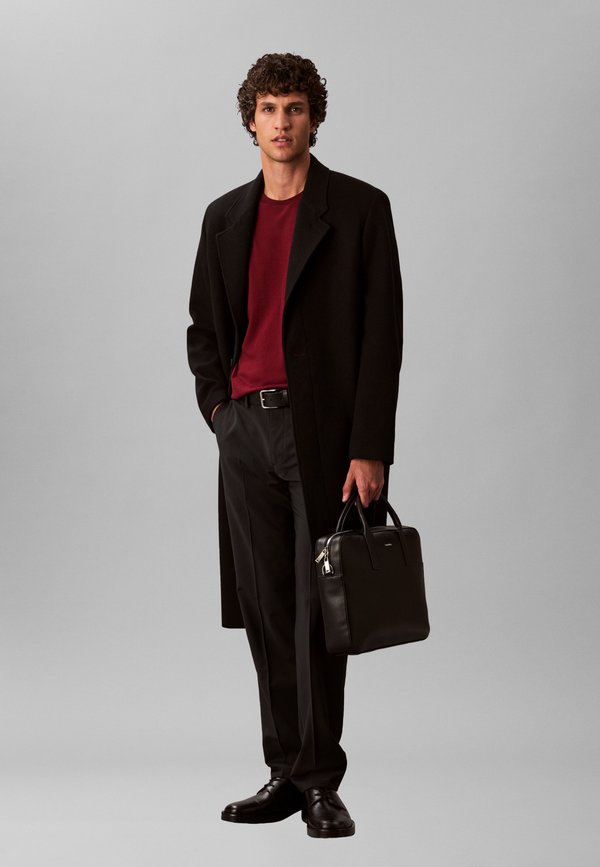 Calvin Klein RAISED COMMUTER - Laptop bag - black
