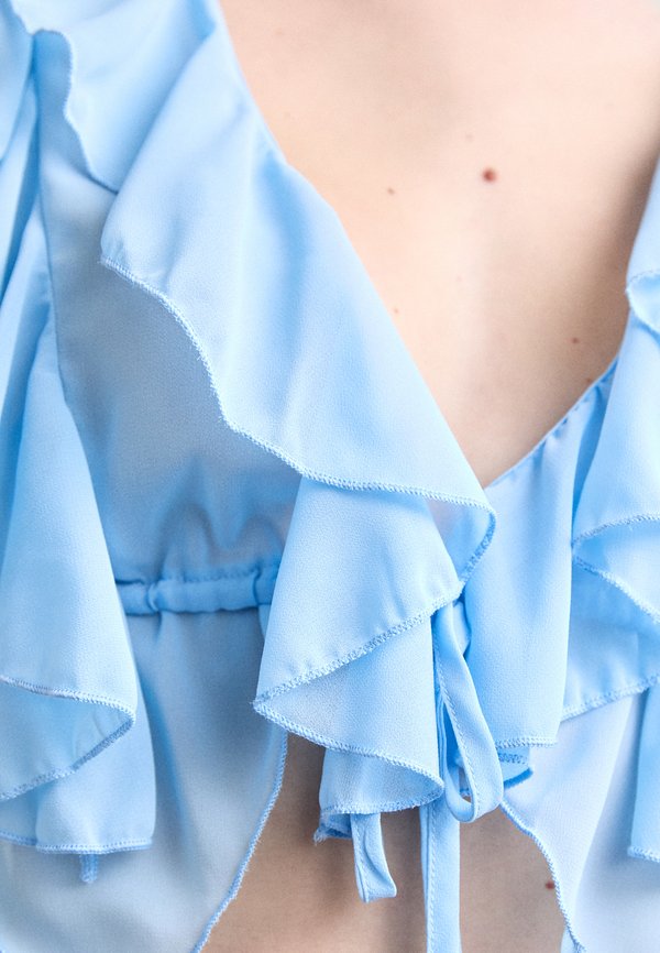 VACLAV RUFFLE BLOUSE